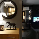Апартаменты Qb/four *